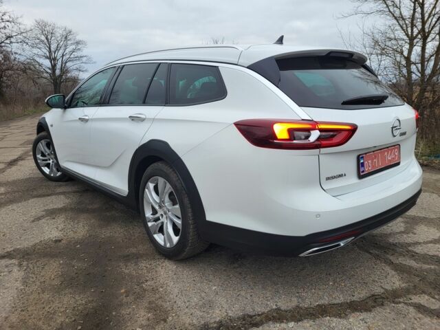 Білий Опель Інсігнія, об'ємом двигуна 2 л та пробігом 230 тис. км за 15400 $, фото 3 на Automoto.ua