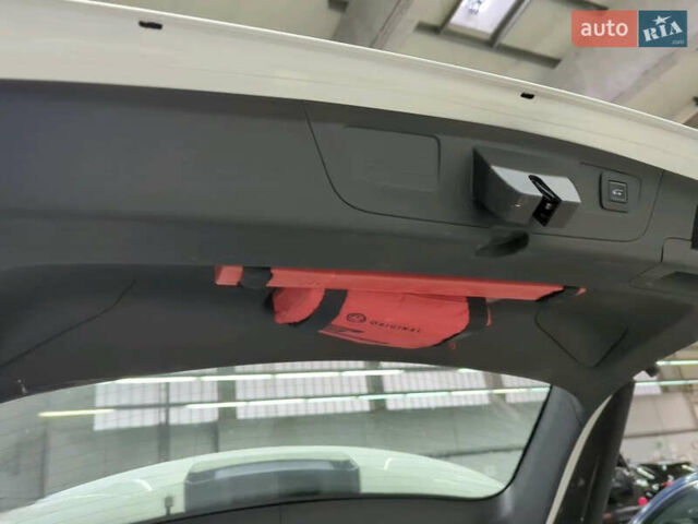 Опель Інсігнія 2019 у Хмельницькому на Automoto.ua Білий Опель Інсігнія, об'ємом двигуна 1.96 л та пробігом 144 тис. км за 14000 $, фото 5 на Automoto.ua