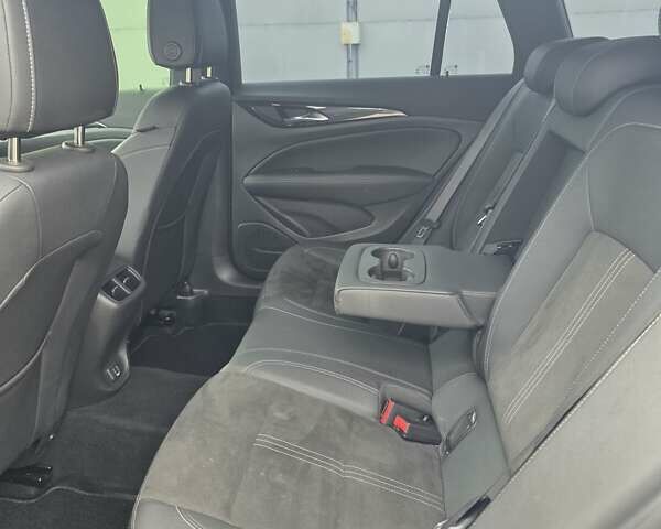 Білий Опель Інсігнія, об'ємом двигуна 2 л та пробігом 225 тис. км за 16500 $, фото 33 на Automoto.ua