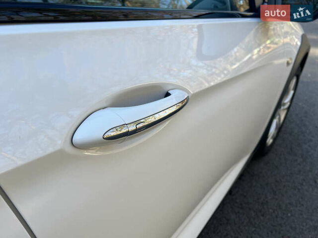 Белый Опель Инсигния, объемом двигателя 2 л и пробегом 227 тыс. км за 15400 $, фото 29 на Automoto.ua