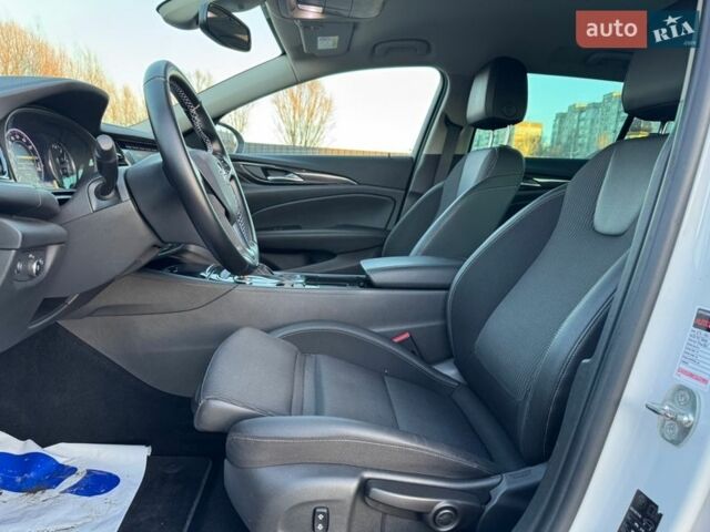 Белый Опель Инсигния, объемом двигателя 2 л и пробегом 223 тыс. км за 16100 $, фото 30 на Automoto.ua