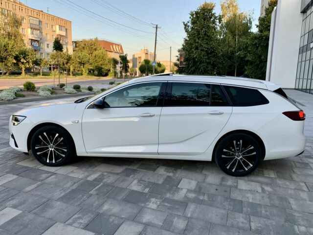 Белый Опель Инсигния, объемом двигателя 2 л и пробегом 189 тыс. км за 18600 $, фото 9 на Automoto.ua