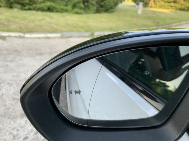 Белый Опель Инсигния, объемом двигателя 2 л и пробегом 189 тыс. км за 18600 $, фото 17 на Automoto.ua