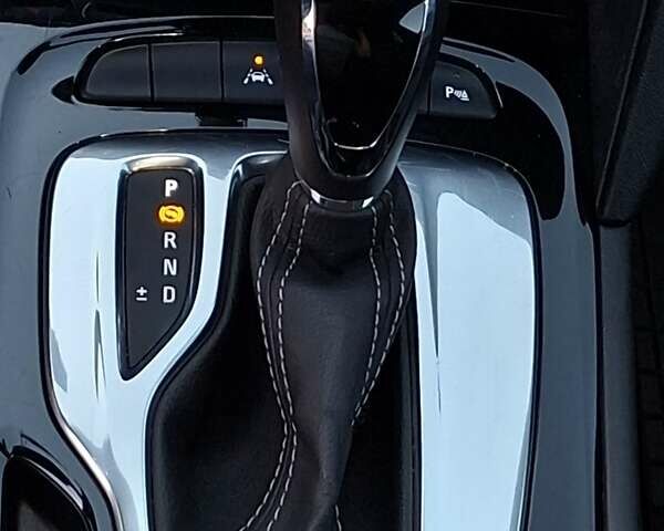 Белый Опель Инсигния, объемом двигателя 1.96 л и пробегом 193 тыс. км за 17999 $, фото 22 на Automoto.ua