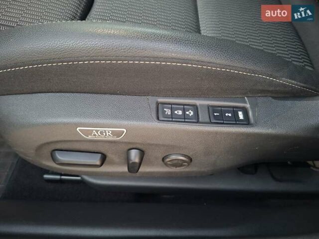 Белый Опель Инсигния, объемом двигателя 1.96 л и пробегом 193 тыс. км за 17999 $, фото 26 на Automoto.ua