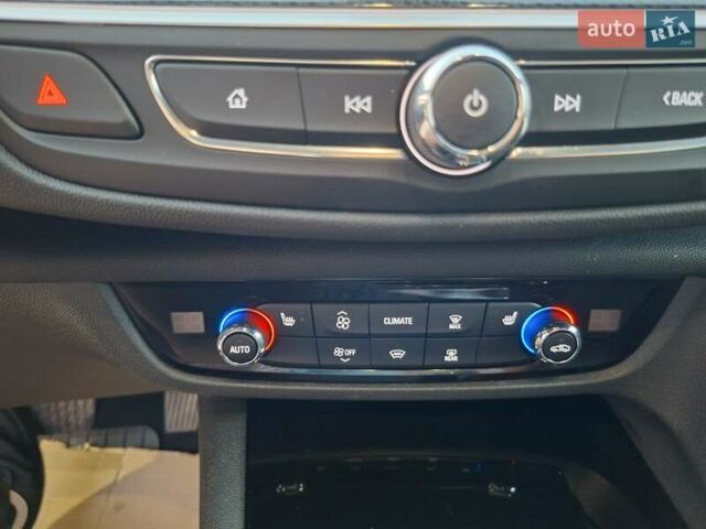 Белый Опель Инсигния, объемом двигателя 1.96 л и пробегом 193 тыс. км за 17999 $, фото 14 на Automoto.ua