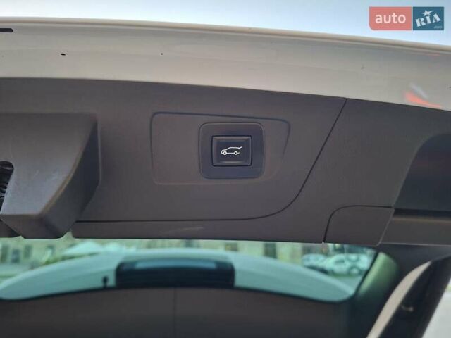 Белый Опель Инсигния, объемом двигателя 1.96 л и пробегом 193 тыс. км за 17999 $, фото 40 на Automoto.ua