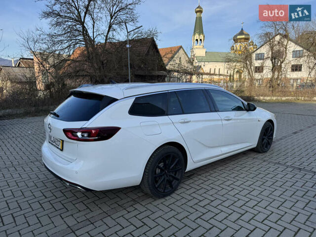 Белый Опель Инсигния, объемом двигателя 1.96 л и пробегом 189 тыс. км за 17700 $, фото 5 на Automoto.ua