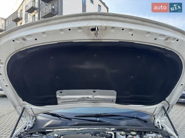 Белый Опель Инсигния, объемом двигателя 1.96 л и пробегом 189 тыс. км за 17700 $, фото 15 на Automoto.ua