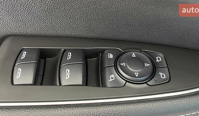 Белый Опель Инсигния, объемом двигателя 1.96 л и пробегом 145 тыс. км за 19750 $, фото 16 на Automoto.ua