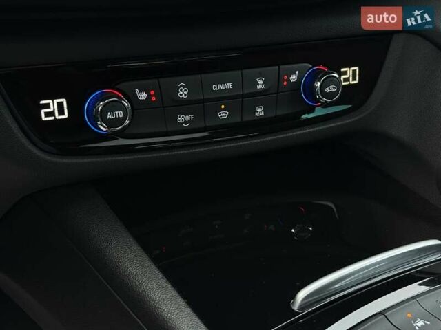 Белый Опель Инсигния, объемом двигателя 2 л и пробегом 169 тыс. км за 20999 $, фото 54 на Automoto.ua