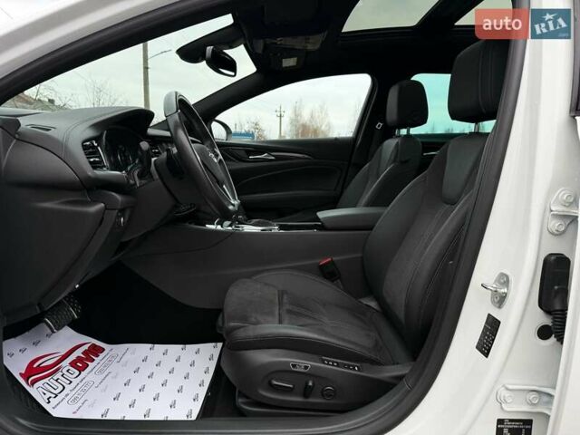 Белый Опель Инсигния, объемом двигателя 2 л и пробегом 169 тыс. км за 20999 $, фото 36 на Automoto.ua