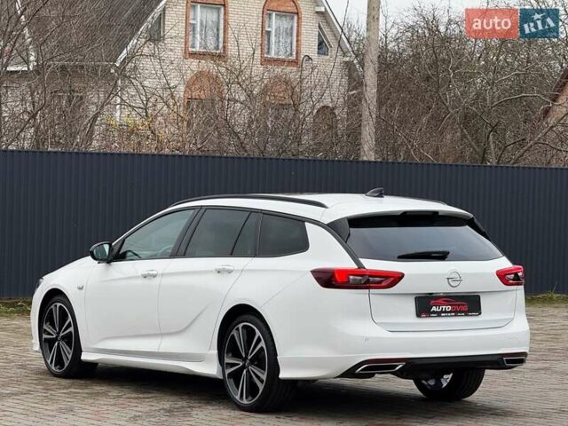 Белый Опель Инсигния, объемом двигателя 2 л и пробегом 169 тыс. км за 20999 $, фото 6 на Automoto.ua