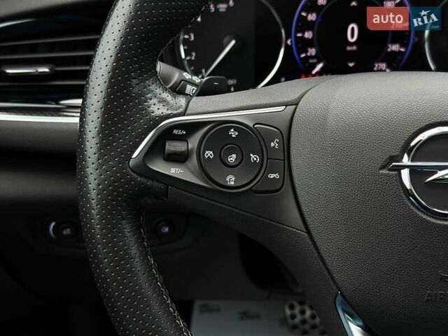 Белый Опель Инсигния, объемом двигателя 2 л и пробегом 169 тыс. км за 20999 $, фото 48 на Automoto.ua