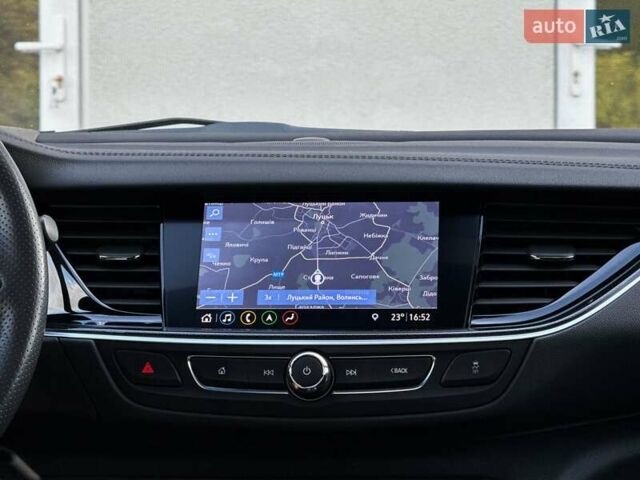 Белый Опель Инсигния, объемом двигателя 2 л и пробегом 169 тыс. км за 20999 $, фото 84 на Automoto.ua