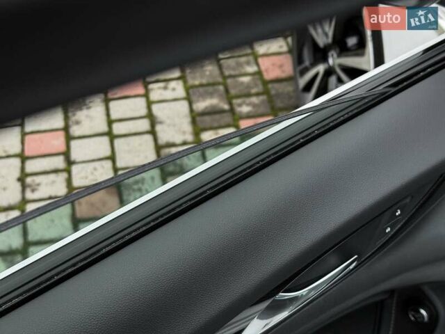 Белый Опель Инсигния, объемом двигателя 2 л и пробегом 169 тыс. км за 20999 $, фото 32 на Automoto.ua