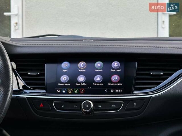 Белый Опель Инсигния, объемом двигателя 2 л и пробегом 169 тыс. км за 20999 $, фото 83 на Automoto.ua