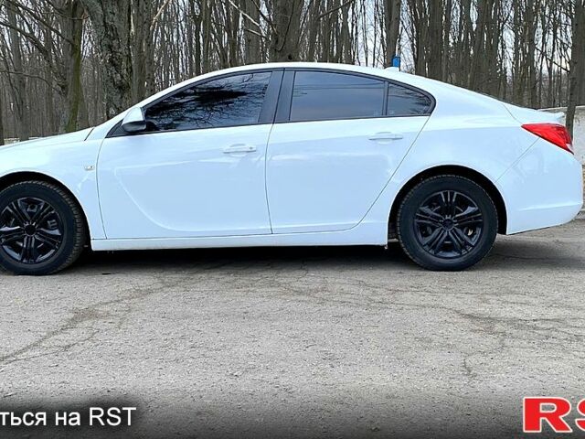 Белый Опель Инсигния, объемом двигателя 1.6 л и пробегом 193 тыс. км за 8500 $, фото 13 на Automoto.ua
