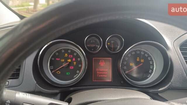 Белый Опель Инсигния, объемом двигателя 1.4 л и пробегом 200 тыс. км за 7000 $, фото 8 на Automoto.ua