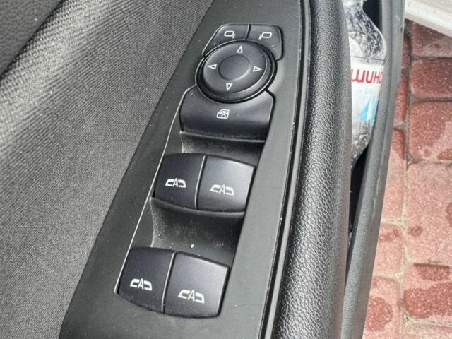 Білий Опель Інсігнія, об'ємом двигуна 1.5 л та пробігом 125 тис. км за 16700 $, фото 12 на Automoto.ua