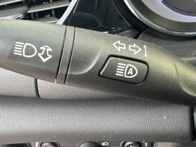 Білий Опель Інсігнія, об'ємом двигуна 1.5 л та пробігом 125 тис. км за 16700 $, фото 18 на Automoto.ua