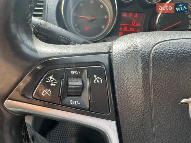 Бежевый Опель Инсигния, объемом двигателя 2 л и пробегом 198 тыс. км за 10300 $, фото 14 на Automoto.ua