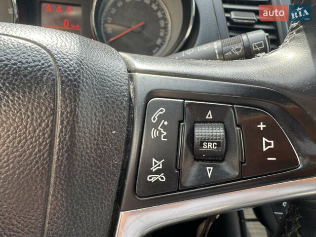 Бежевый Опель Инсигния, объемом двигателя 2 л и пробегом 198 тыс. км за 10300 $, фото 13 на Automoto.ua