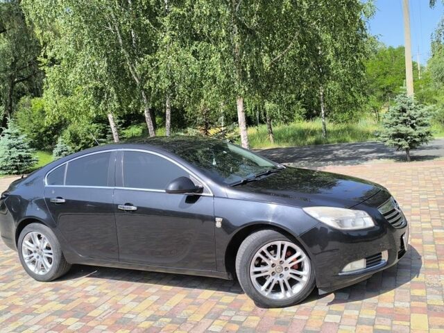 Чорний Опель Інсігнія, об'ємом двигуна 2 л та пробігом 350 тис. км за 7000 $, фото 22 на Automoto.ua
