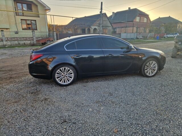 Чорний Опель Інсігнія, об'ємом двигуна 2 л та пробігом 350 тис. км за 6900 $, фото 3 на Automoto.ua