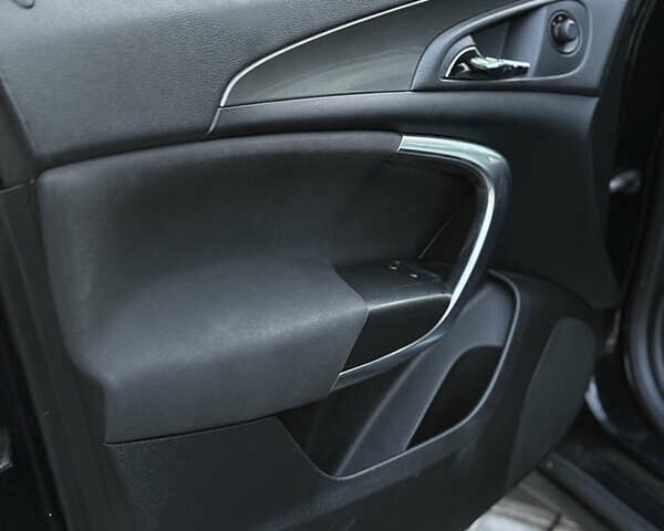 Опель Инсигния 2008 в Ивано-Франковске на Automoto.ua Черный Опель Инсигния, объемом двигателя 1.96 л и пробегом 255 тыс. км за 7000 $, фото 18 на Automoto.ua