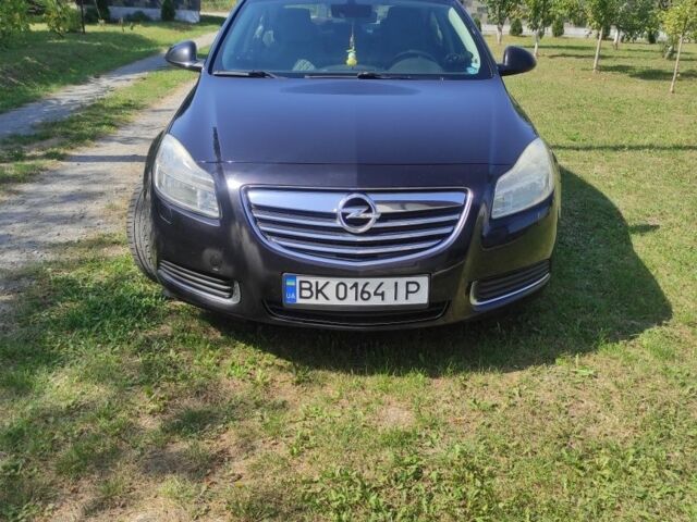 Черный Опель Инсигния, объемом двигателя 2 л и пробегом 321 тыс. км за 7200 $, фото 7 на Automoto.ua