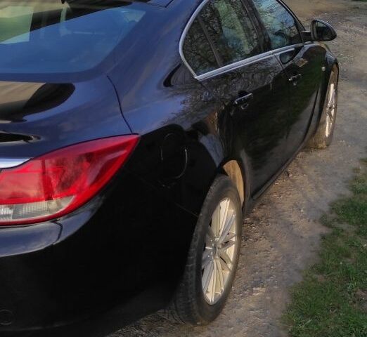 Черный Опель Инсигния, объемом двигателя 2 л и пробегом 321 тыс. км за 7200 $, фото 16 на Automoto.ua