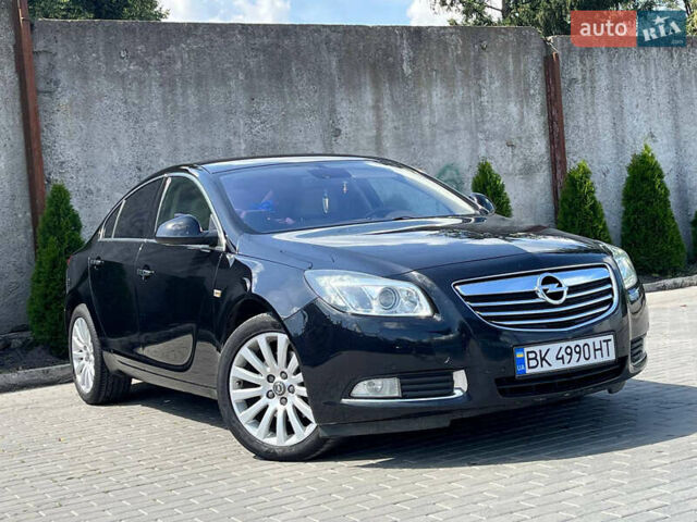 Черный Опель Инсигния, объемом двигателя 2 л и пробегом 320 тыс. км за 7402 $, фото 12 на Automoto.ua