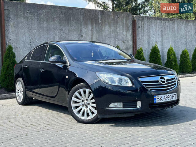 Черный Опель Инсигния, объемом двигателя 2 л и пробегом 320 тыс. км за 7402 $, фото 10 на Automoto.ua