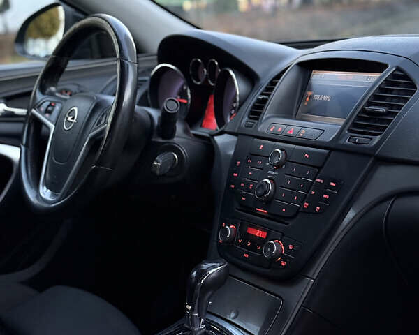 Опель Инсигния 2008 в Ивано-Франковске на Automoto.ua Черный Опель Инсигния, объемом двигателя 1.96 л и пробегом 255 тыс. км за 7000 $, фото 27 на Automoto.ua