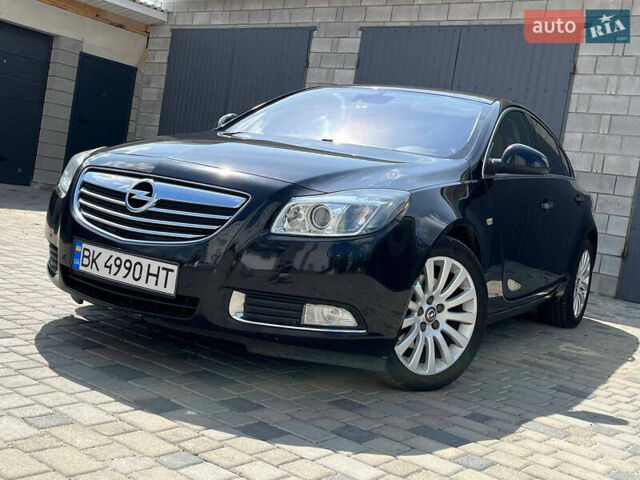Черный Опель Инсигния, объемом двигателя 2 л и пробегом 320 тыс. км за 7402 $, фото 44 на Automoto.ua