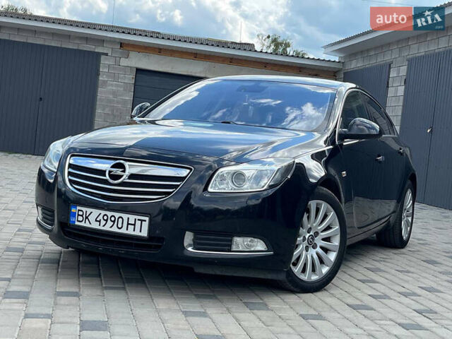 Черный Опель Инсигния, объемом двигателя 2 л и пробегом 320 тыс. км за 7402 $, фото 72 на Automoto.ua