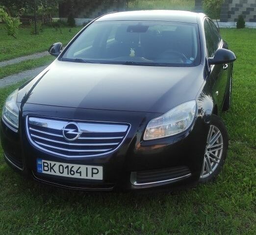 Черный Опель Инсигния, объемом двигателя 2 л и пробегом 321 тыс. км за 7200 $, фото 5 на Automoto.ua