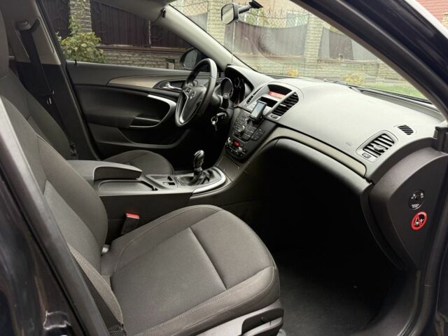 Чорний Опель Інсігнія, об'ємом двигуна 1.8 л та пробігом 192 тис. км за 8000 $, фото 14 на Automoto.ua