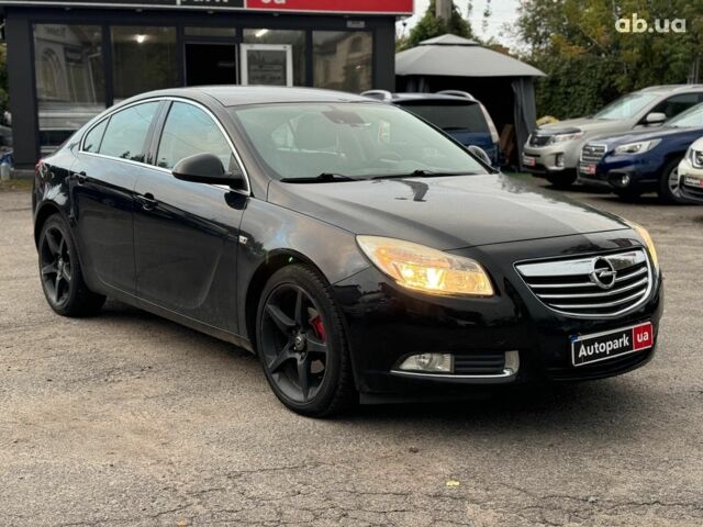Черный Опель Инсигния, объемом двигателя 1.6 л и пробегом 224 тыс. км за 7890 $, фото 2 на Automoto.ua