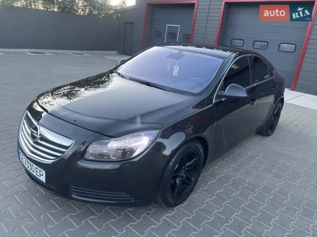Чорний Опель Інсігнія, об'ємом двигуна 1.96 л та пробігом 360 тис. км за 7200 $, фото 17 на Automoto.ua
