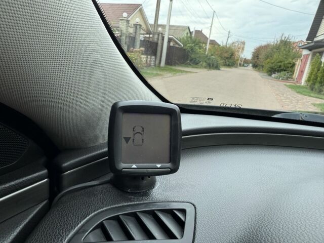 Чорний Опель Інсігнія, об'ємом двигуна 1.8 л та пробігом 192 тис. км за 8000 $, фото 13 на Automoto.ua