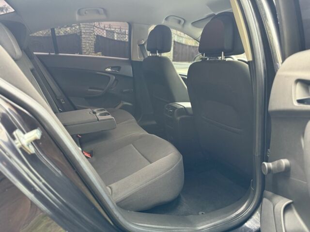 Чорний Опель Інсігнія, об'ємом двигуна 1.8 л та пробігом 192 тис. км за 8000 $, фото 17 на Automoto.ua