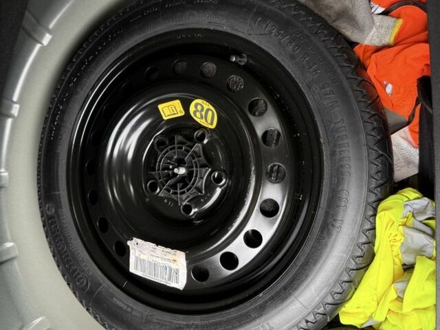 Чорний Опель Інсігнія, об'ємом двигуна 1.8 л та пробігом 192 тис. км за 8000 $, фото 20 на Automoto.ua