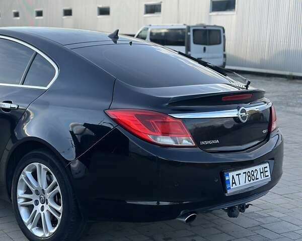 Опель Інсігнія 2009 у Калуше на Automoto.ua Чорний Опель Інсігнія, об'ємом двигуна 2 л та пробігом 290 тис. км за 7900 $, фото 7 на Automoto.ua