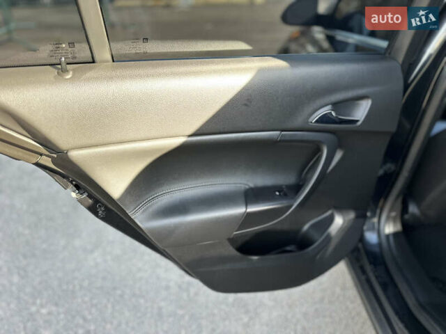 Черный Опель Инсигния, объемом двигателя 2 л и пробегом 263 тыс. км за 8500 $, фото 16 на Automoto.ua