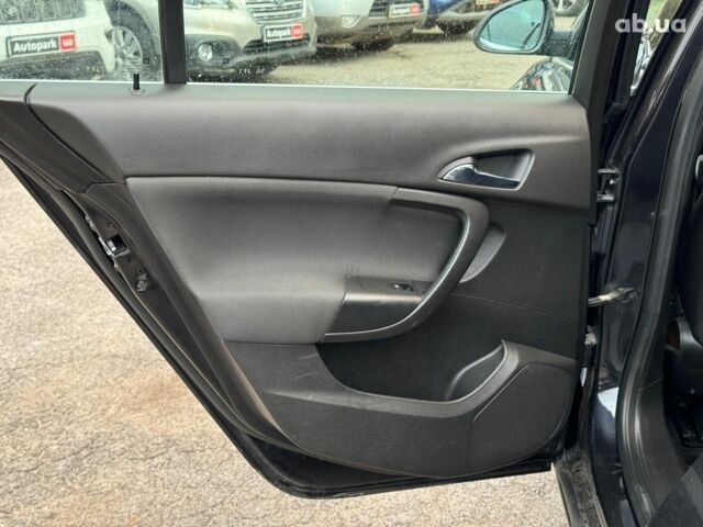 Черный Опель Инсигния, объемом двигателя 1.6 л и пробегом 224 тыс. км за 7890 $, фото 17 на Automoto.ua