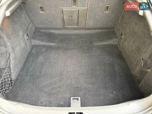 Черный Опель Инсигния, объемом двигателя 2 л и пробегом 282 тыс. км за 8500 $, фото 19 на Automoto.ua