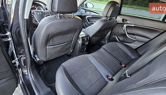 Чорний Опель Інсігнія, об'ємом двигуна 2 л та пробігом 182 тис. км за 8300 $, фото 18 на Automoto.ua