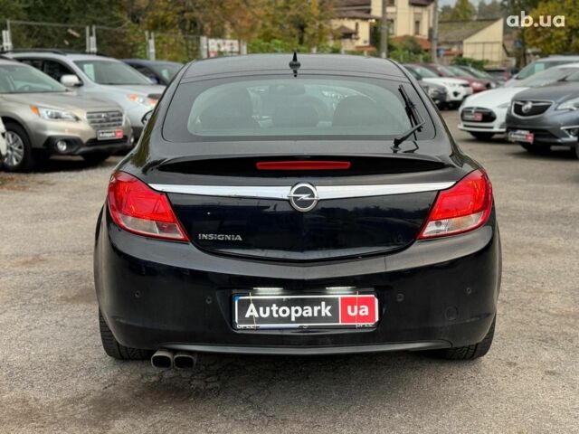 Черный Опель Инсигния, объемом двигателя 1.6 л и пробегом 224 тыс. км за 7890 $, фото 6 на Automoto.ua